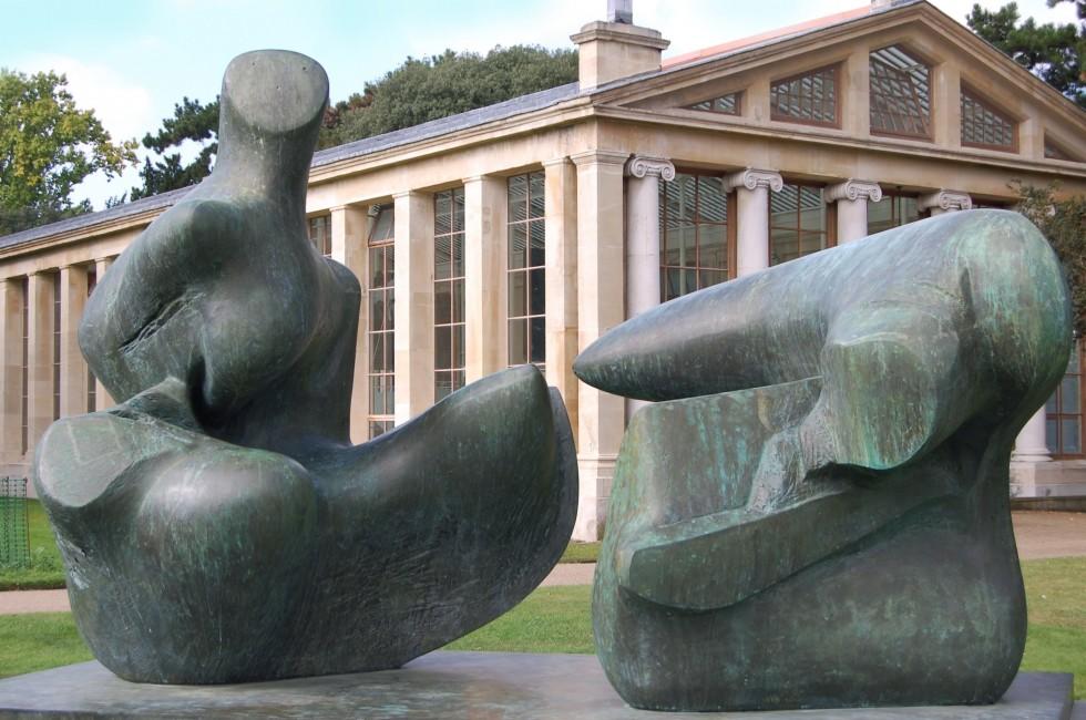 LONDON - SEPTEMBER 16. 'Two Piece Reclining Figure: Points' is a 12 feet (3.65 metre) long bronze sculpture by Henry Moore, exhibiting on September 16, 2007 in Kew Gardens, London, UK.