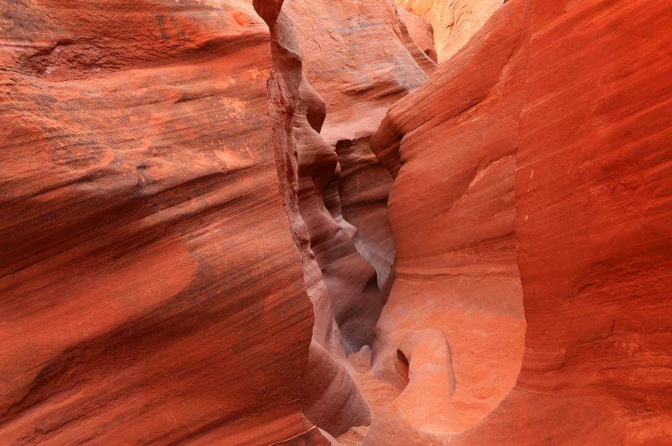 Desert slot canyon, Escalante, Utah, USA.