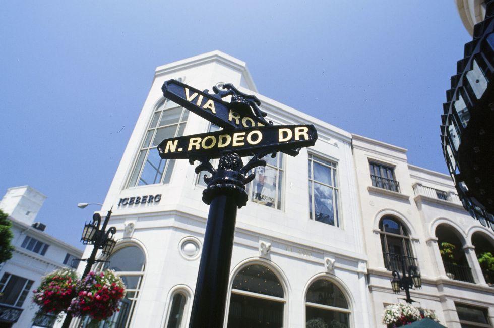 Rodeo Drive /ro&#x28a;&#x2c8;de&#x26a;.o&#x28a;/ of Beverly Hills, California is a four block stretch of road north of Wilshire Boulevard and south of S. Santa Monica Boulevard, known for its luxury-goods stores.