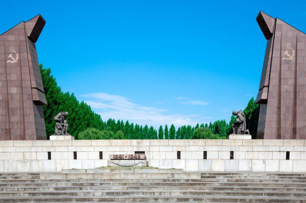 Soviet War Memorial, Treptower Park, Treptow, Berlin, Germany