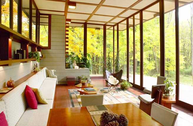 8 Frank Lloyd Wright-Designed Homes You Can Sleep In | Fodor's Travel 8 Frank Lloyd Wright-Designed Homes You Can Sleep In 8 Frank Lloyd Wright-Designed Homes You Can Sleep In | Fodor's Travel 8 Frank Lloyd Wright-Designed Homes You Can Sleep In
