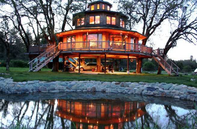 10 Incredible TreeHouse Hotels in the U.S. 10 Incredible TreeHouse Hotels in the U.S.