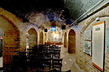 beatles-Cavern.jpg