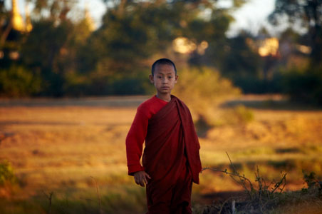 burma-myanmar-monks.jpg