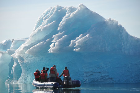 un-cruise-skiff-iceberg.jpg
