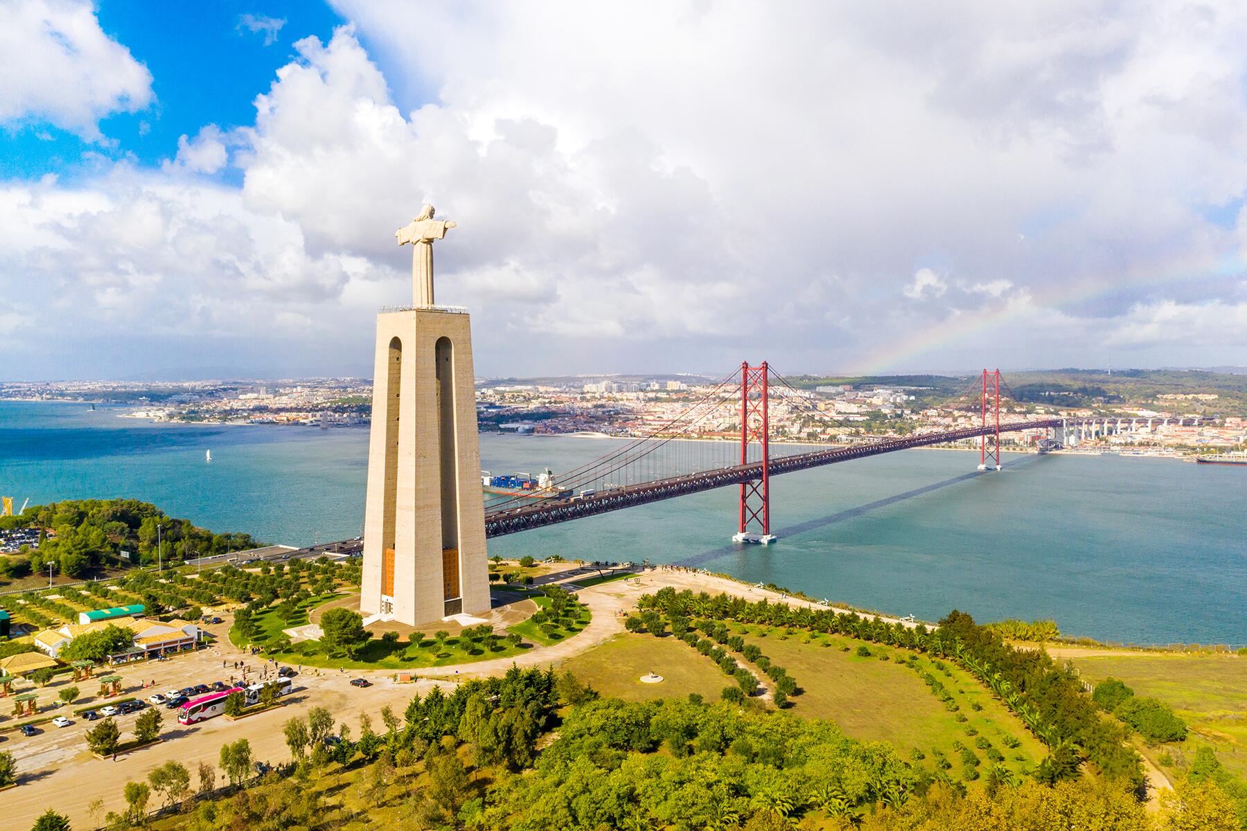 05_ChristStatuesAroundTheWorld__ChristTheKingAlmadaPortugal_shutterstock_1270918717