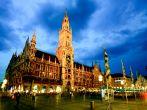 The night scene of town hall at the Marienplatz in Munich; Shutterstock ID 29139556; Project/Title: Fodors; Downloader: Melanie Marin