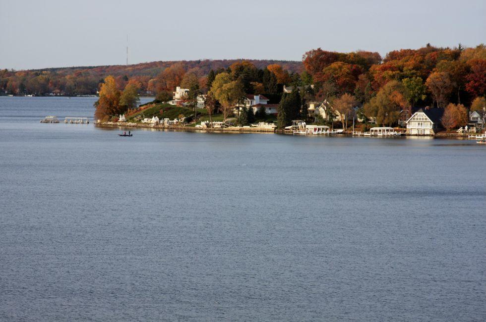 The shoreline on Geneva Lake in Wisconsin