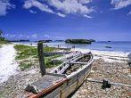 Kenya, Watamu Beach (Malindi), fishing boats ashore (FILM SCAN); 