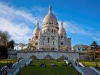 The famous basilica of Sacre-Coeur in Montmartre, Paris.
