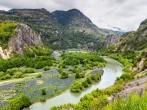 Simpson River Valley, Simpson River National Park, near Puerto Aisen and Coyhaique, Patagonia, Chile. Overcast day.; 