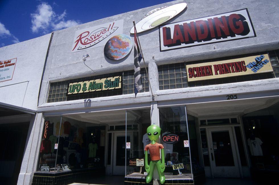 international; ufo; research; roswell; historic; aliens; extraterrestrial; extraterrestrials; mystery; exterior; sign; worm's eye; up shot