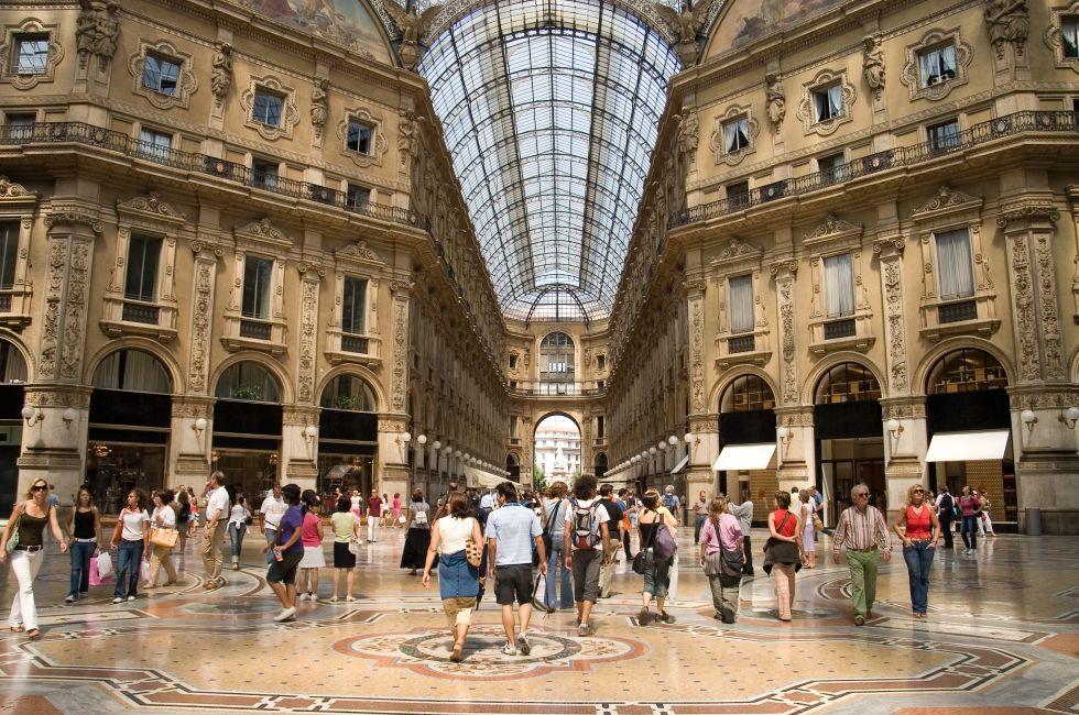 Milan. Very big shop.; Shutterstock ID 2375626; Project/Title: Best of Europe; Downloader: Melanie Marin