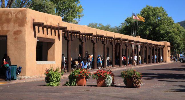 Palace of the Governors, The Plaza, Santa Fe, New Mexico, USA