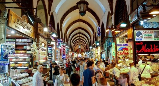 Shopping, Grand Bazaar, Istanbul, Turkey