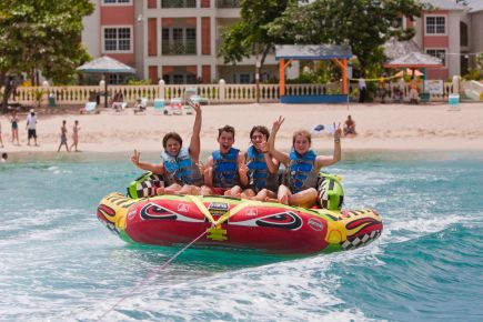 Bay Gardens Beach Resort, North of Vigie to Pointe Du Cap