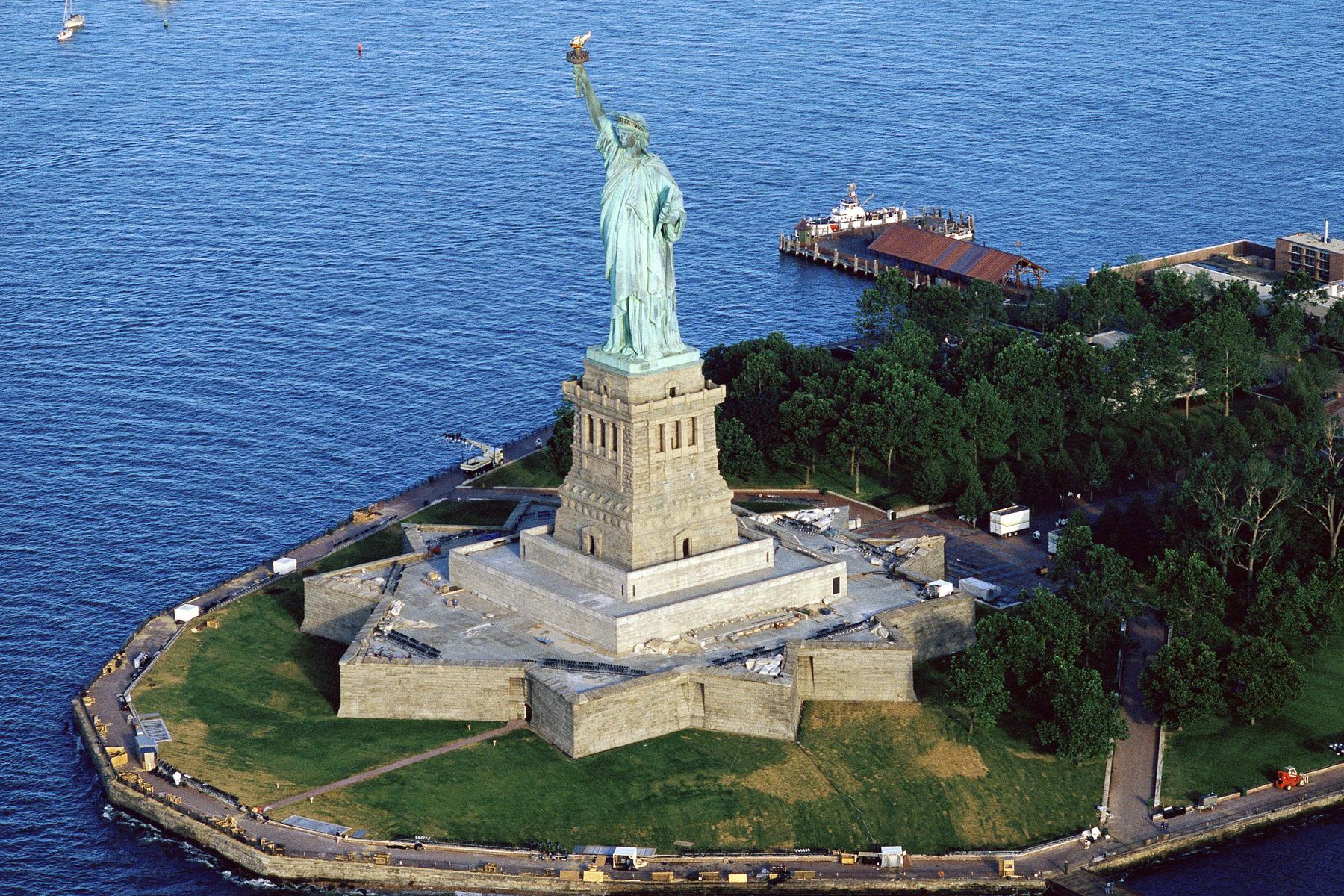 6 Statue of Liberty Ellis Island