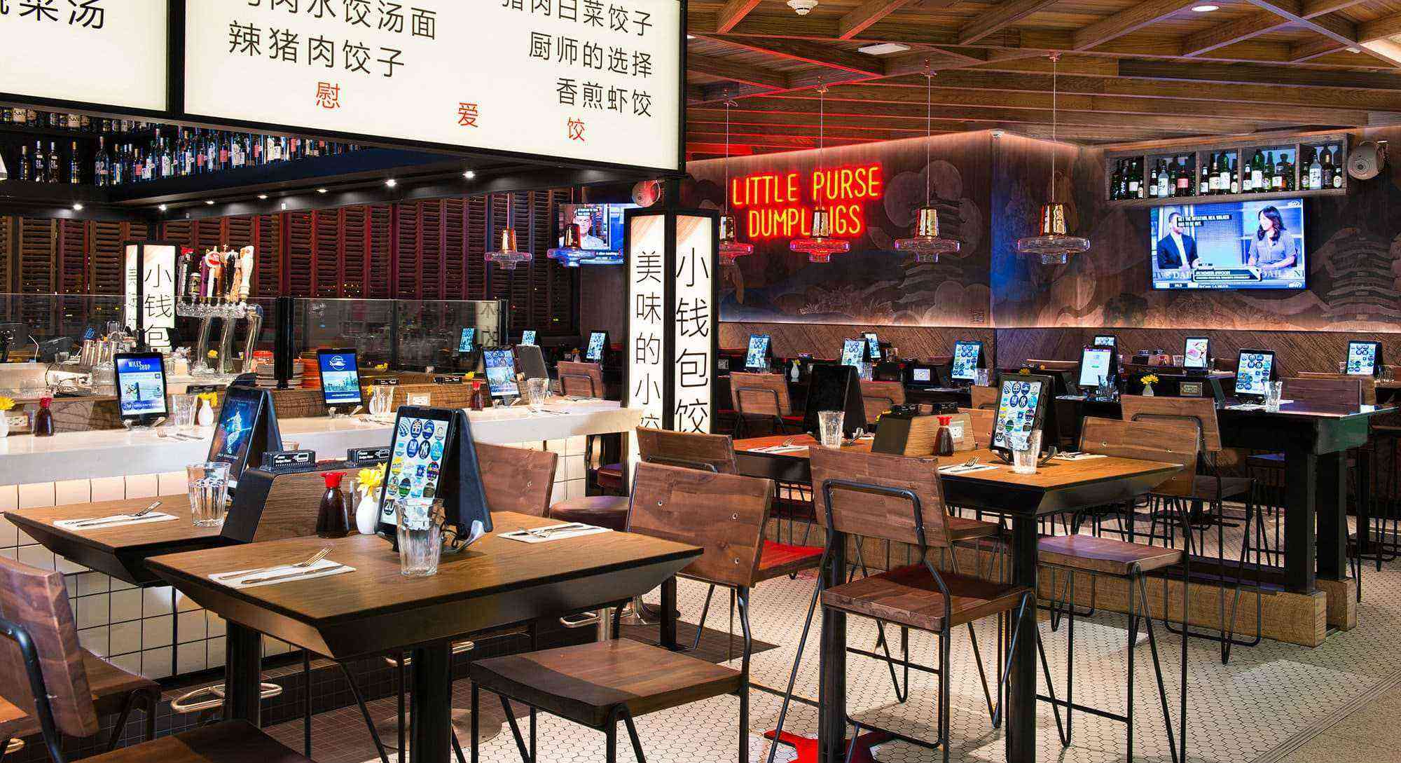 These Airport Restaurants Might Make You Forget You’re Eating in an