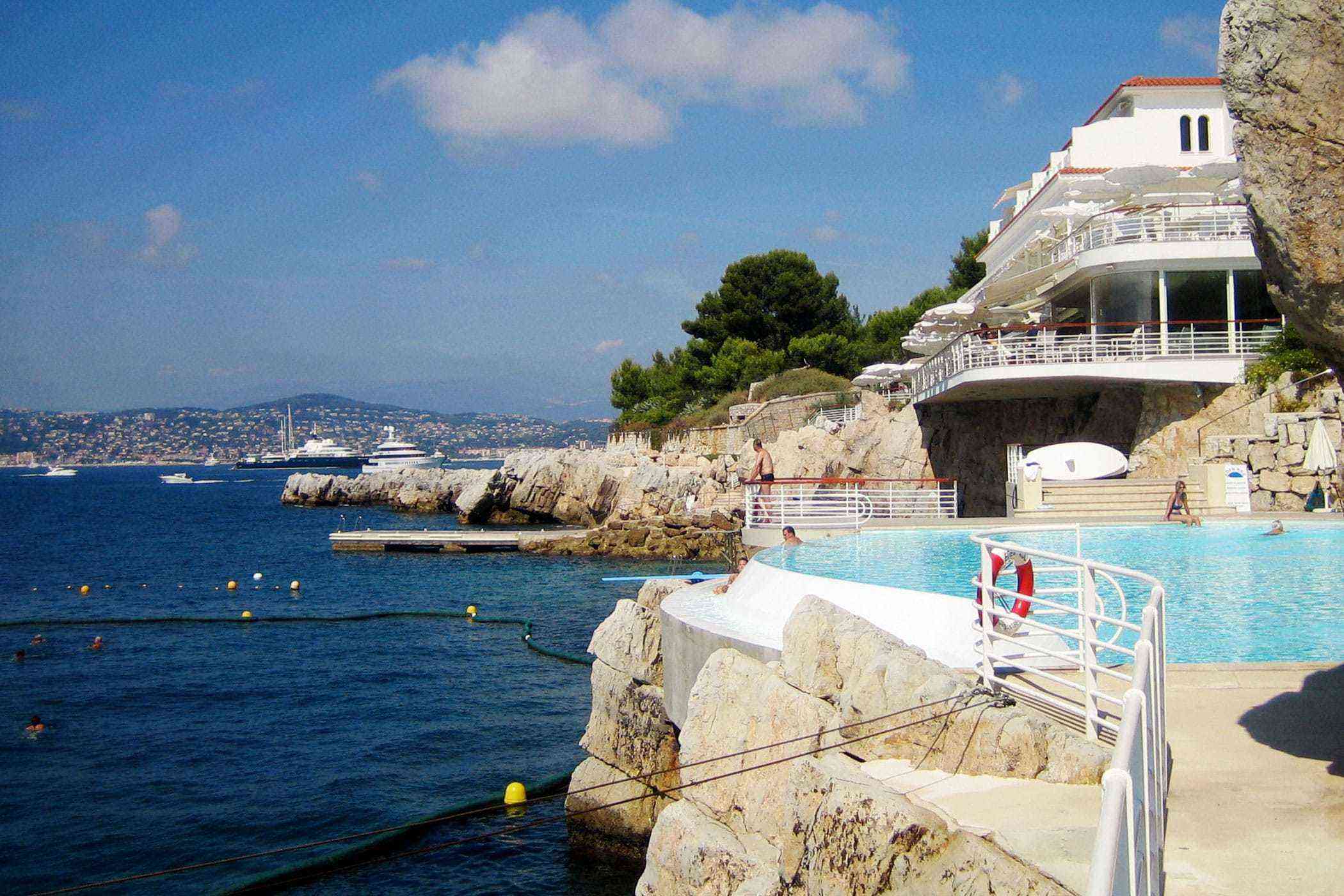 Pool With a View: 10 Scenic Spots to Swim Before Summer Ends – Fodors ...