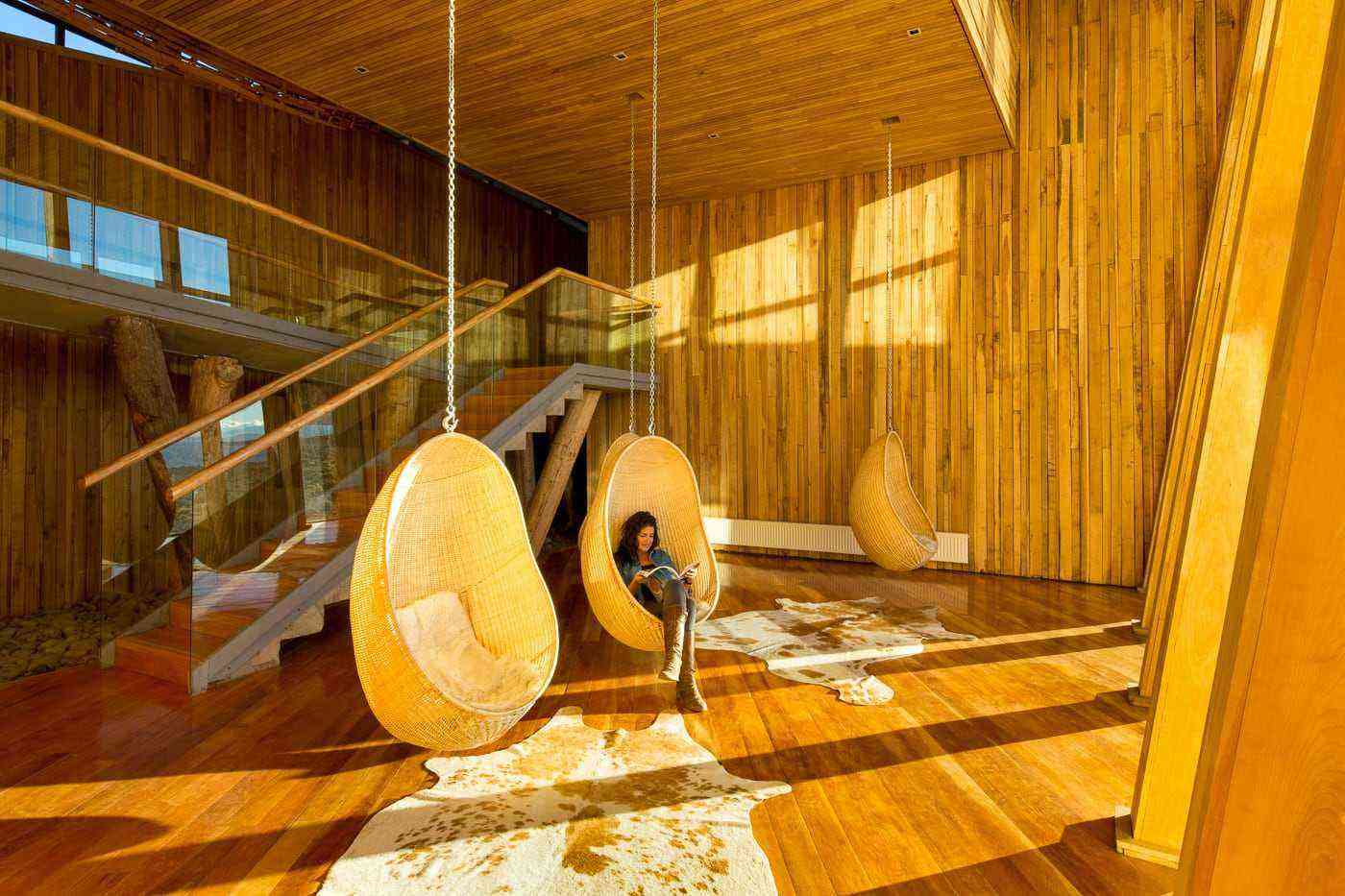 TP egg room