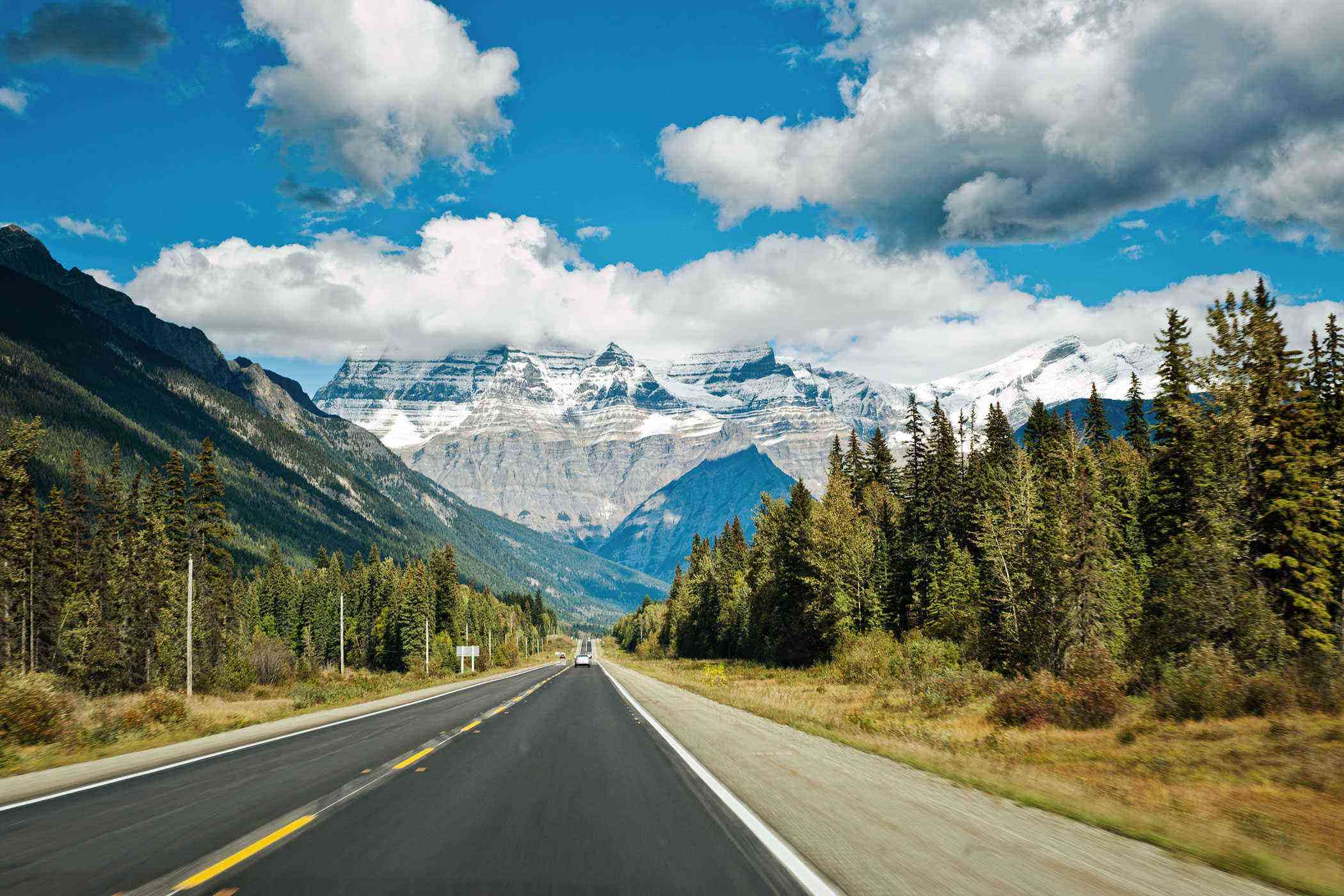 Road-Trips-Icefield-Parkway