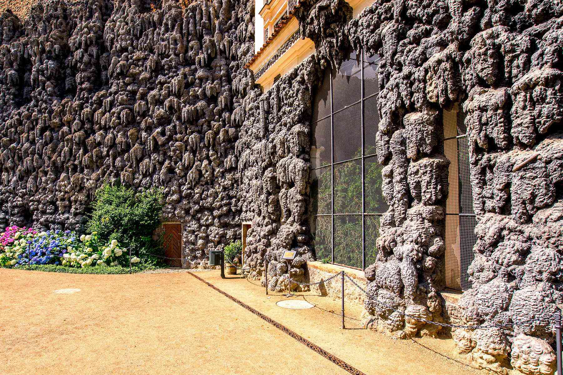 10 Weird Things to do in Prague