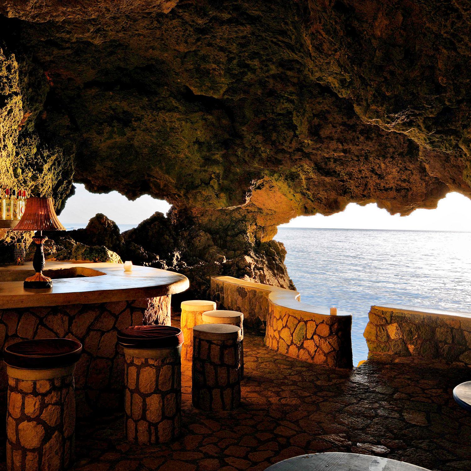 Adults-Only-Resorts-The-Caves-2
