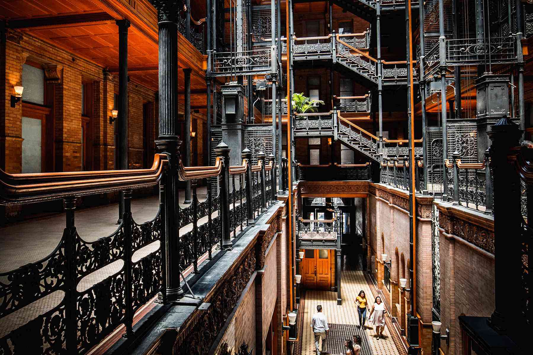 Blade-Runner-Bradbury-Building-1