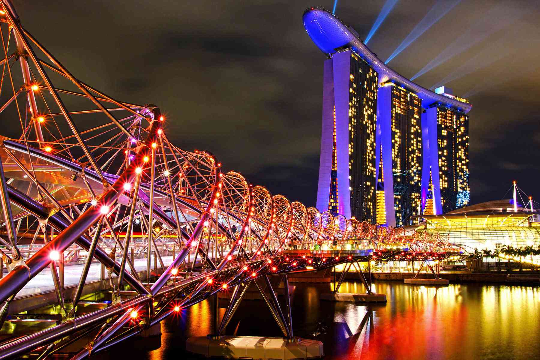 Blade-Runner-Marina-Bay-Sands-Singapore