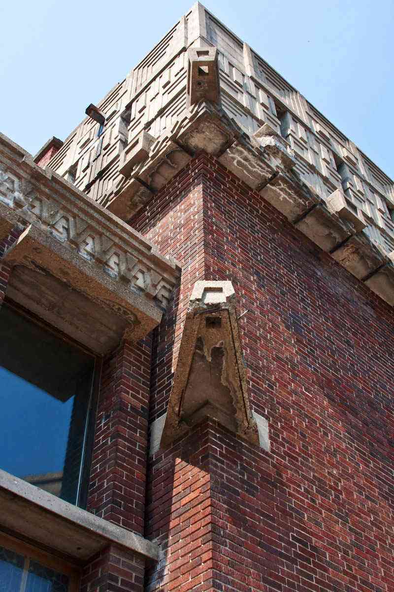 Frank-Lloyd-Wright-Wisconsin-AD-German-Warehouse-2
