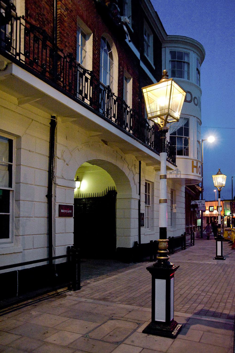 Haunted-Hotels-Mercure-Southhampton