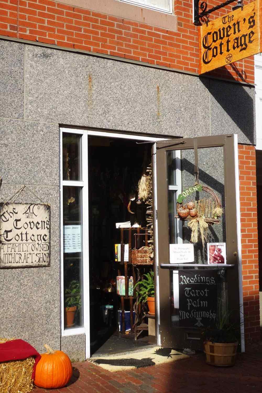 Salem-Witch-Places-Covens-Cottage