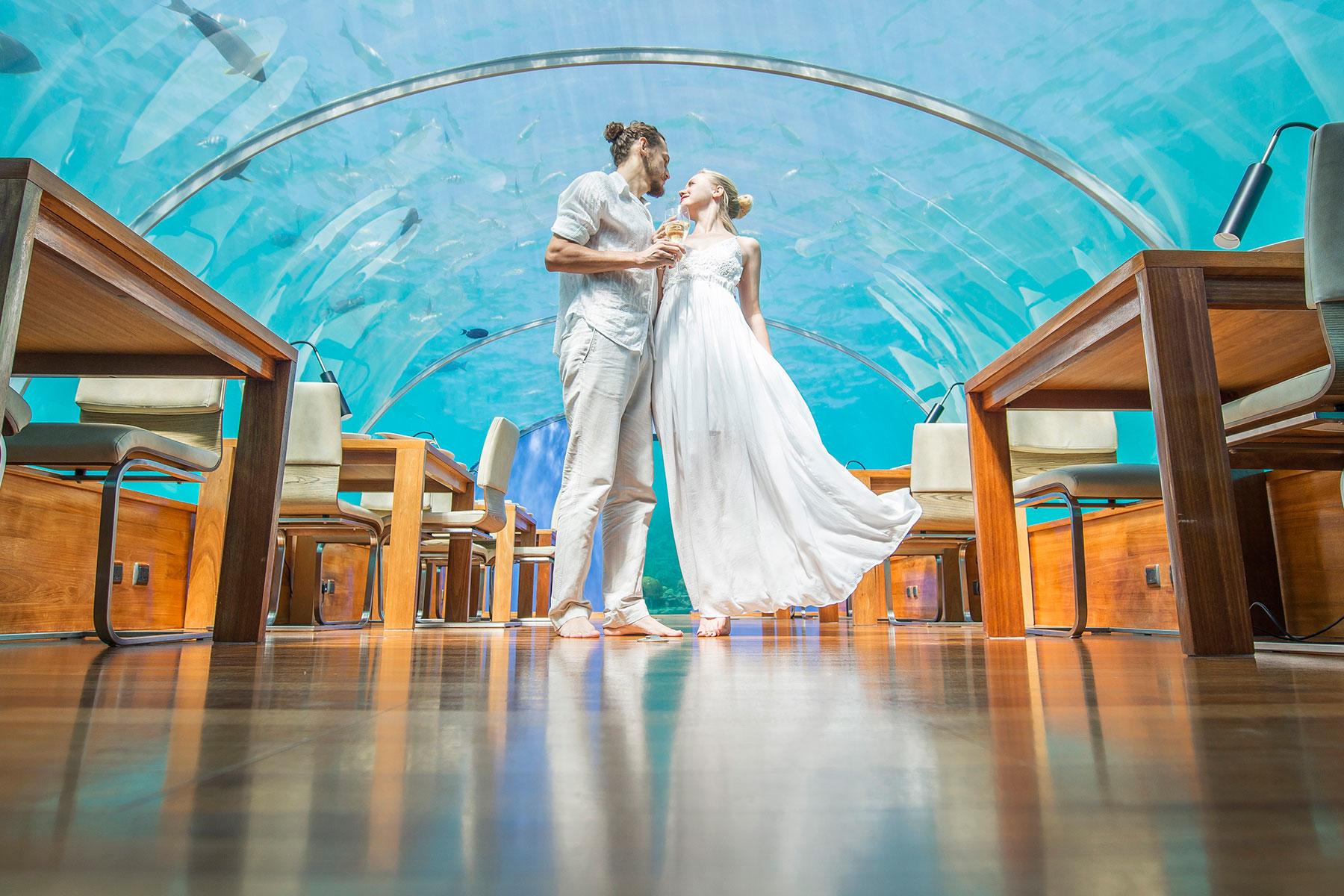 Best Places To Get Married Underwater, Underwater Wedding Venues