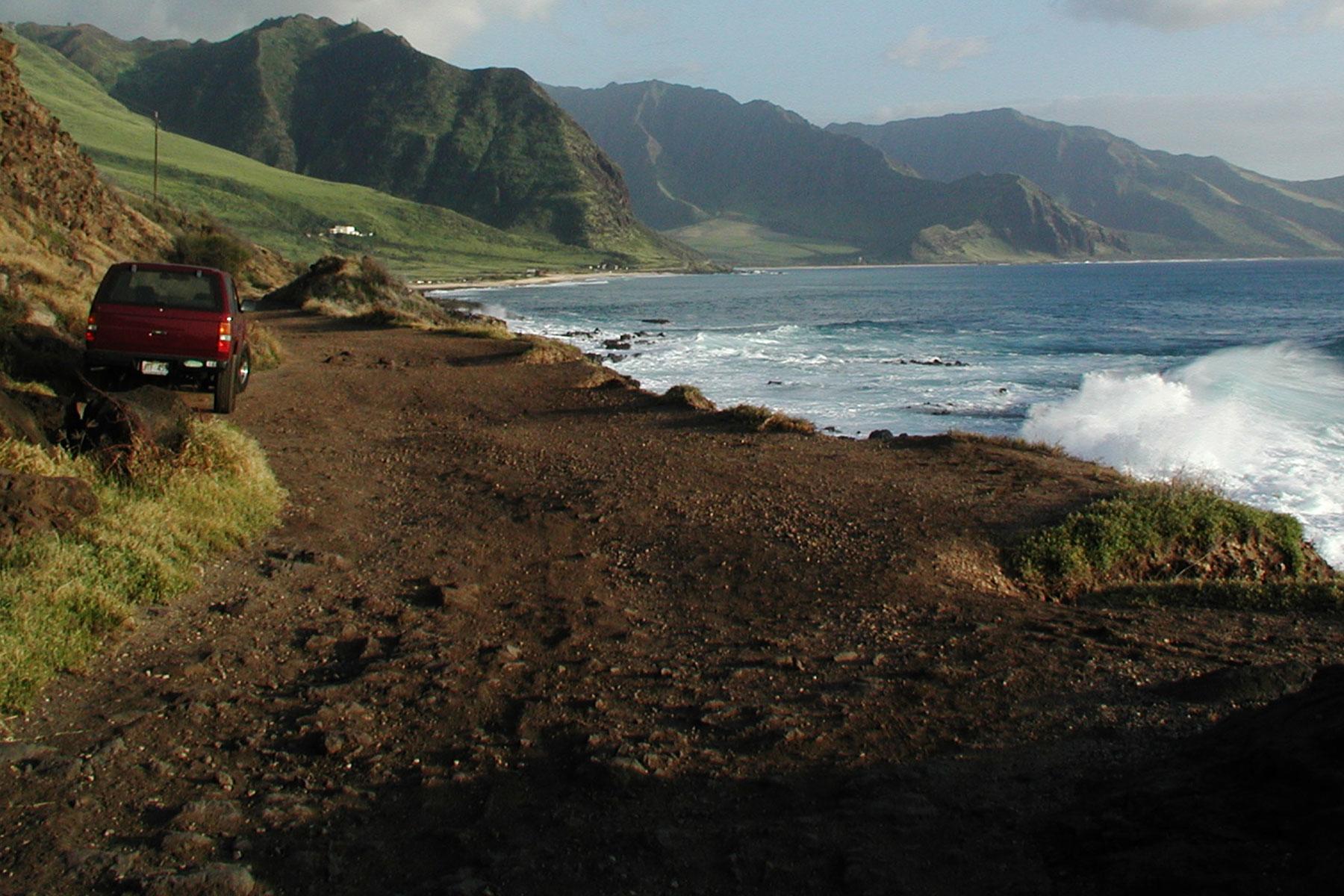 Urban-Legends-Oahu-Hawaii-Spam-Traffic-Jam