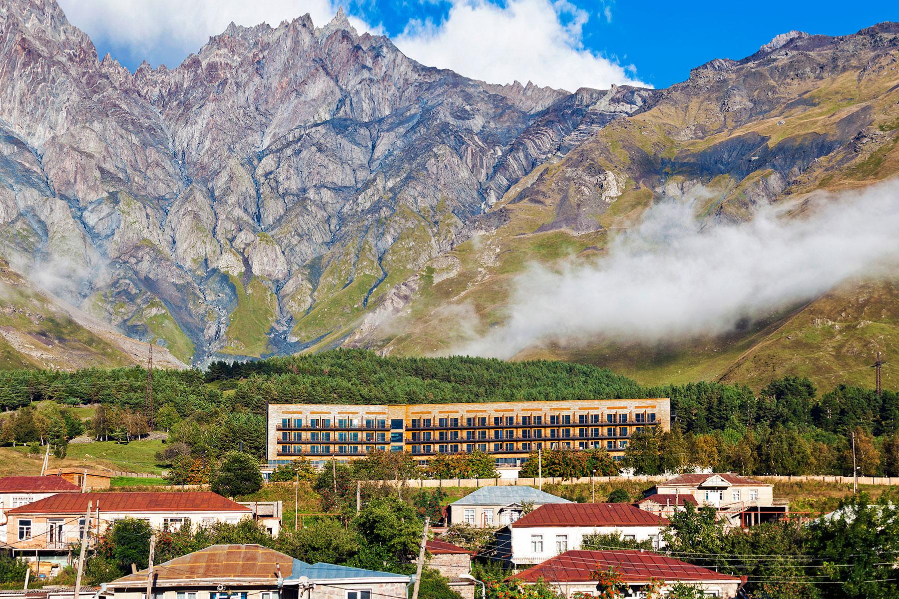 Volcano-Hotels-Rooms-Hotel-Kazbegi-1