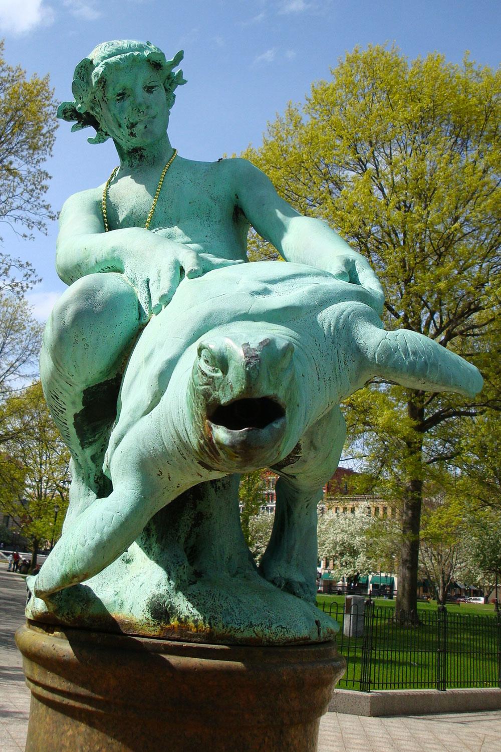 Even-More-Messed-Up-Statues-Burnside-Fountain-Worcester-Massachusetts-03