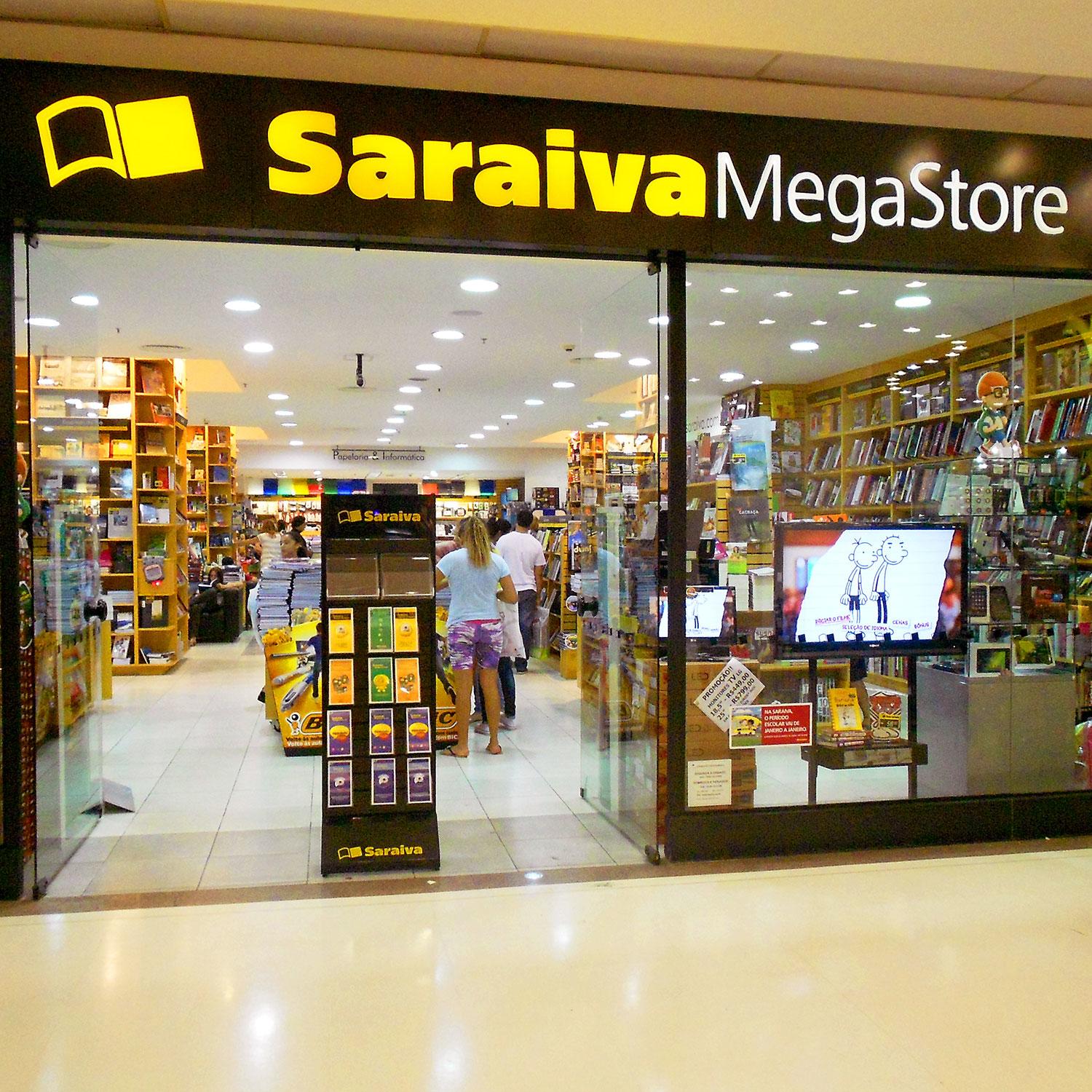 Superlative-Bookstores-Most-Colorful-Saraiva-Bookstore