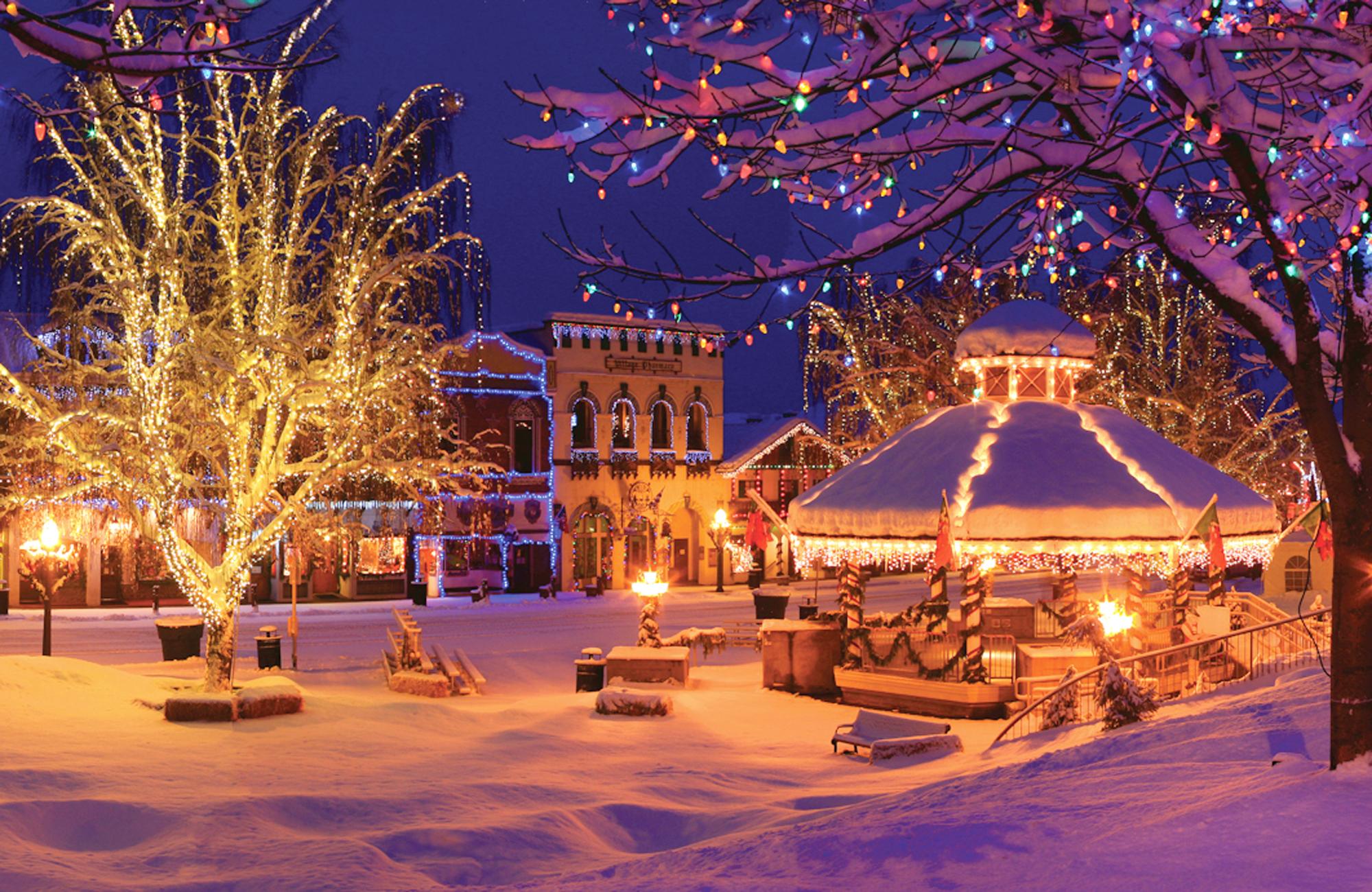 15 Christmas-Obsessed Towns