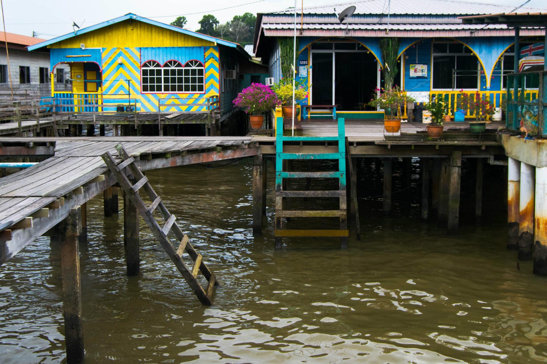 10-Beautiful-Brunei-WaterVillage-20