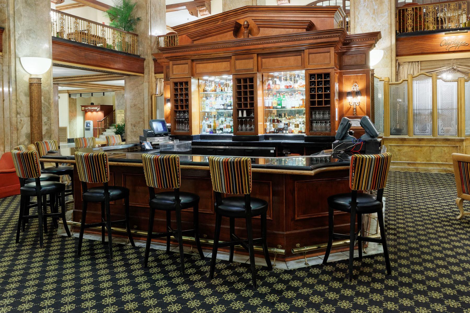 Have a Holiday Cocktail at These 10 Cozy Hotel Bars Fodors Travel Guide