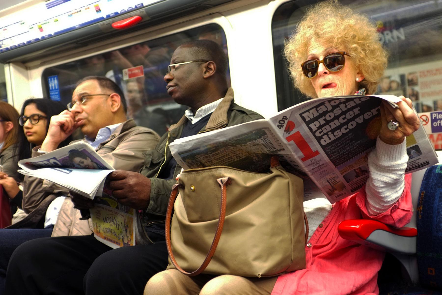What-Not-To-Do-In-London-Tube-Train