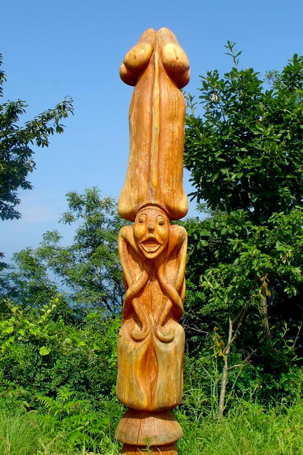 Quirky-South-Korea-Penis-Park-01