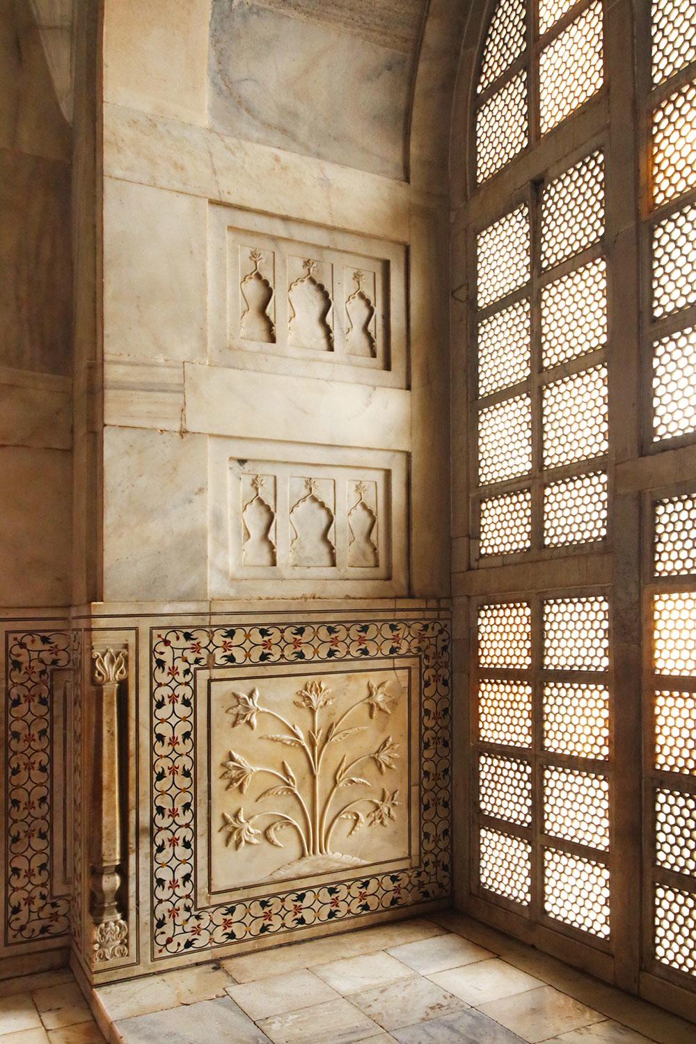 Taj-Mahal-FAQ-Can-You-Go-Inside-3