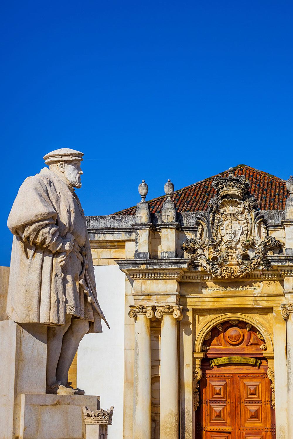 Portugal-Harry-Potter-Biblioteca-Joanina-01