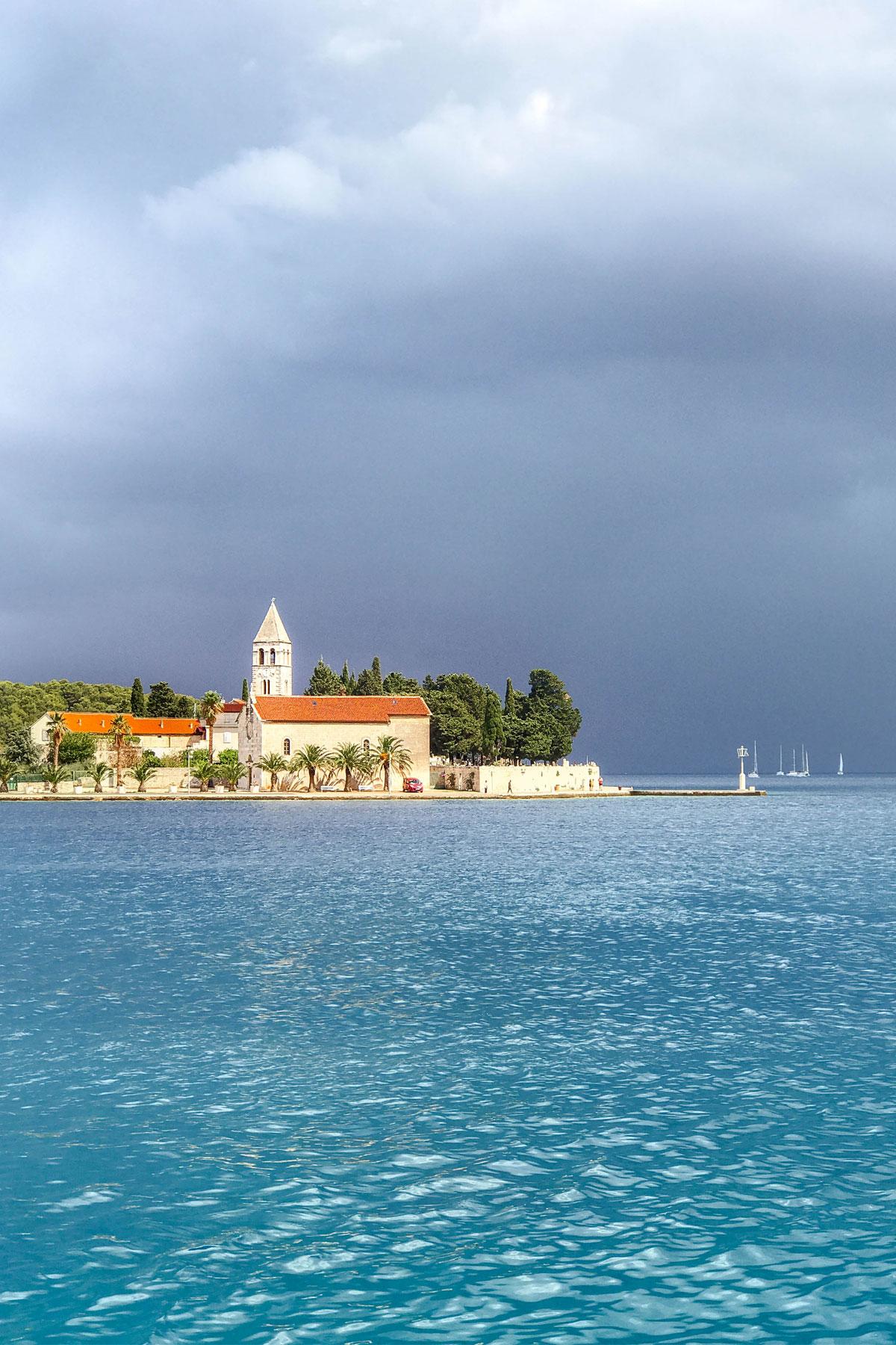 Picture7-Croatia-Vis-ViskaLukaBay7