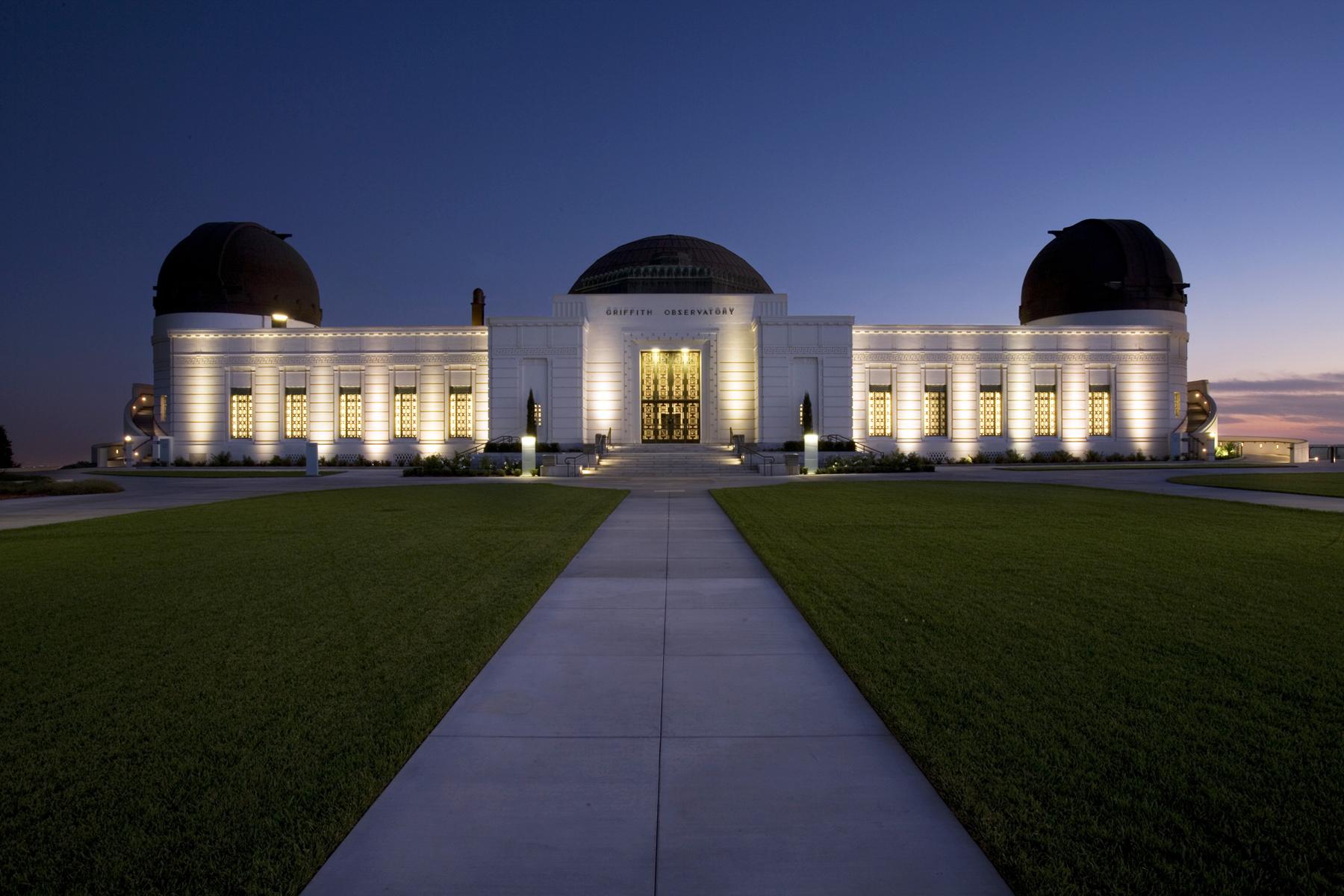 Southern-California-Space-Places-Griffith-Observatory-1