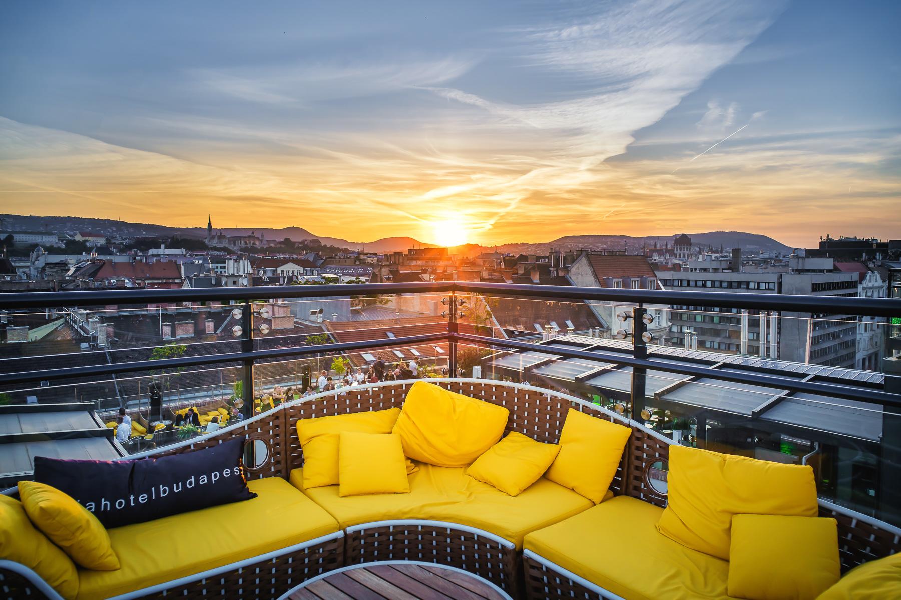 UTR-Budapest-High-Note-Sky-Bar