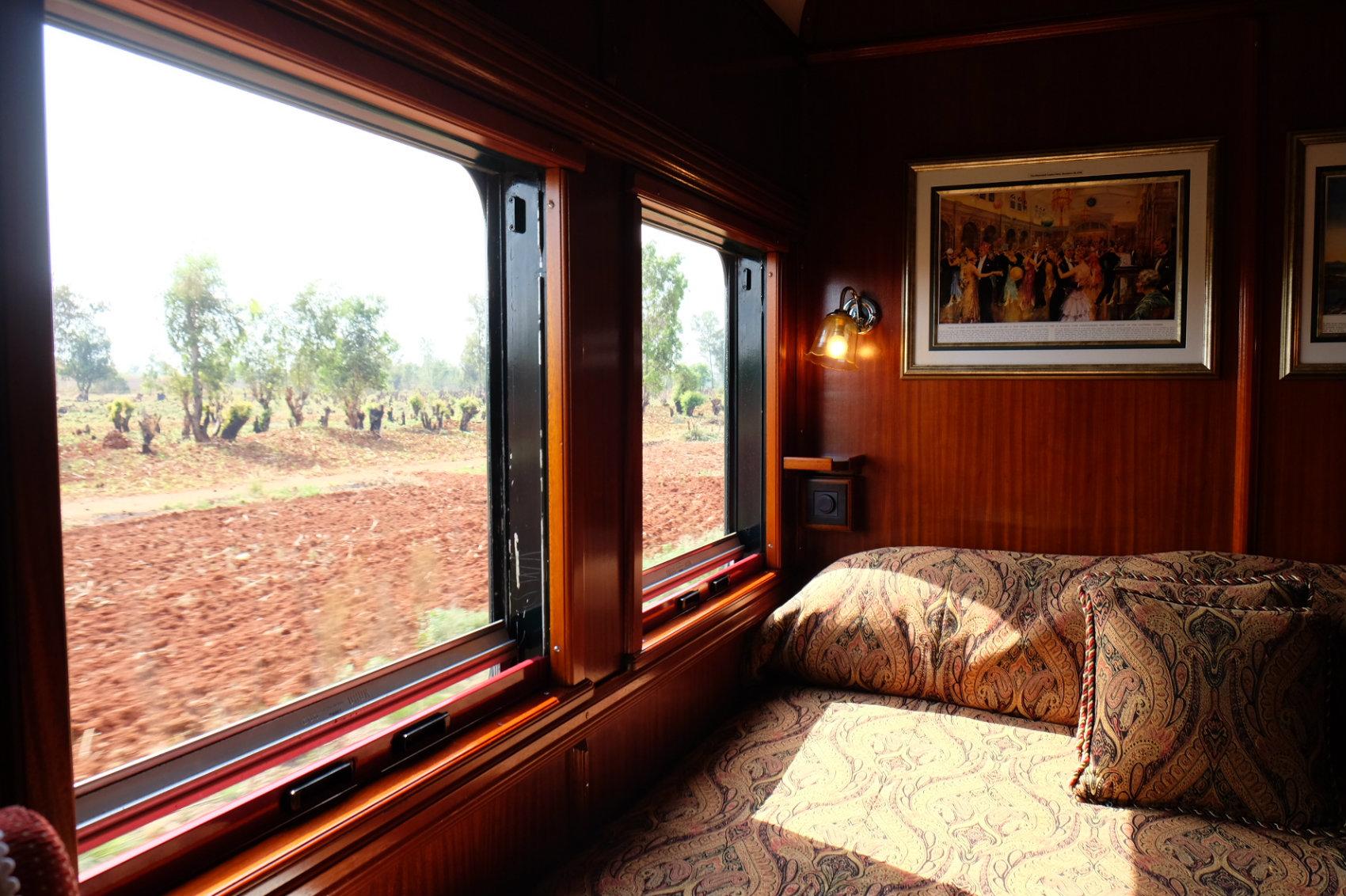 rovos-rail-decor