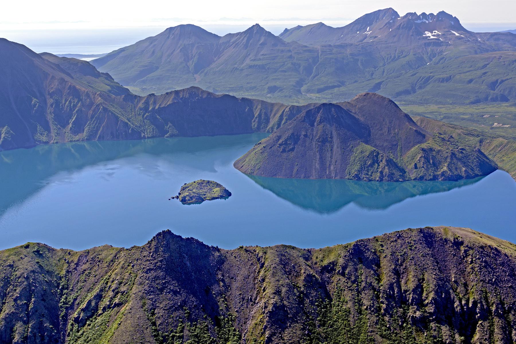 National-Park-Hikes-Mt-Katmai-Crater-Lake-1