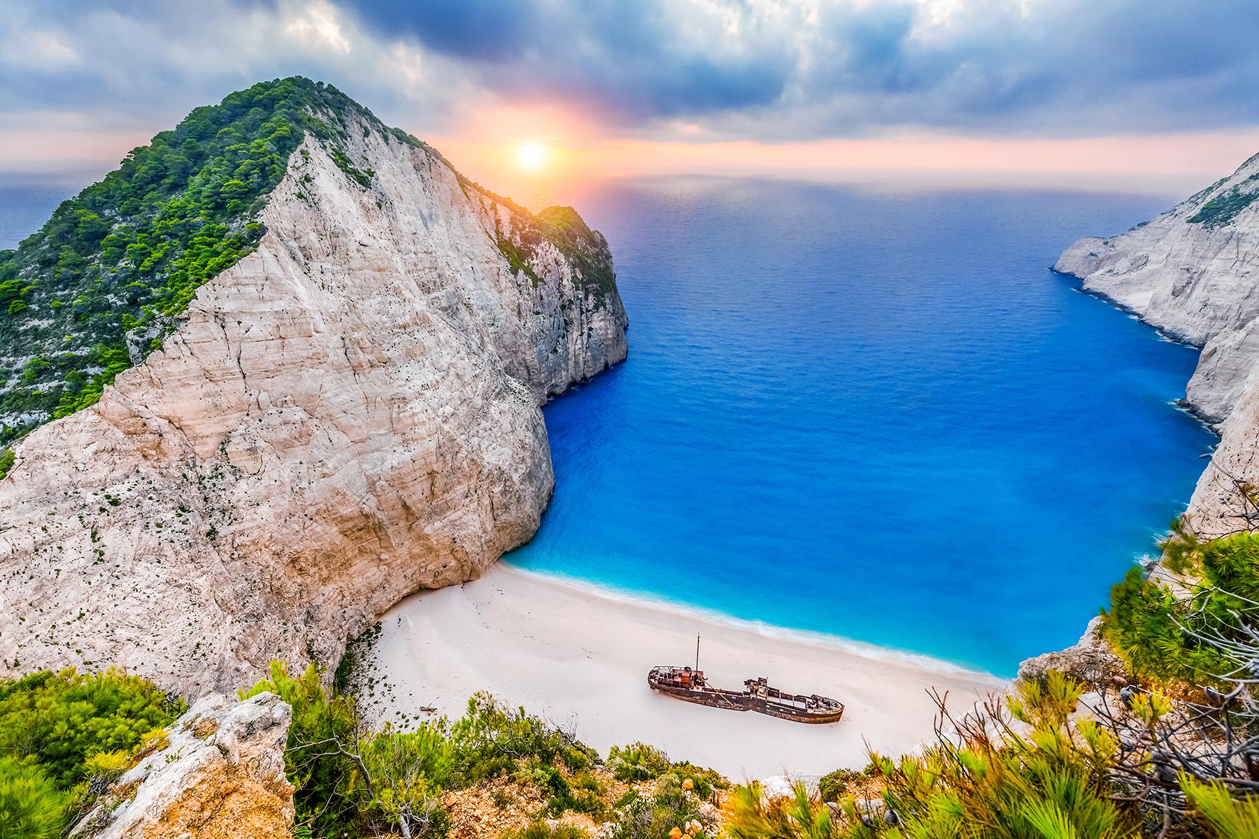 Greece-Best-Beaches-Navayio-Zakynthos-Lonian-Islands